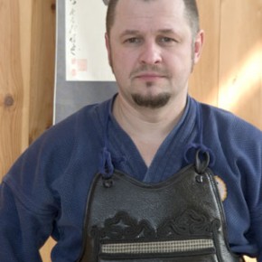 Кёдзицу дзиссэн будо ренмэй